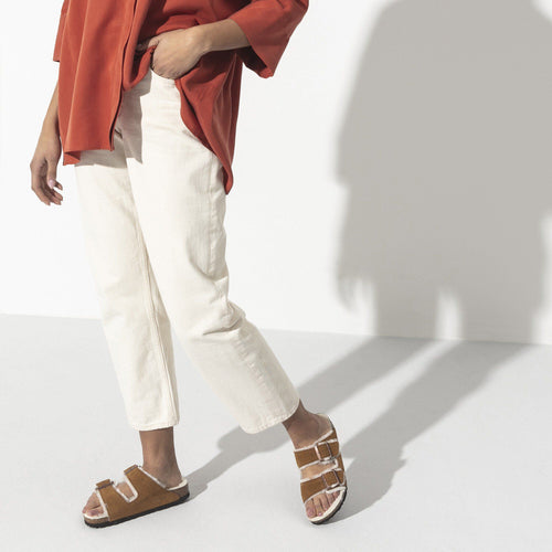 Birkenstock Élégante Arizona en fourrure d'agneau Suède - Mink