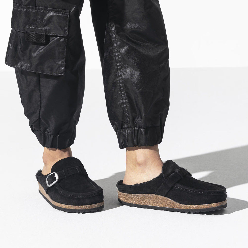 Birkenstock Élégante Buckley en fourrure d'agneau Suède - Black